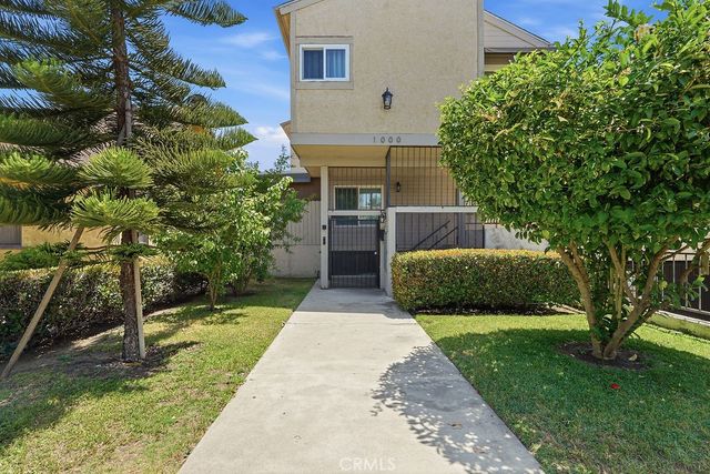 1000 E Windsor Road 9, Glendale, CA 91205
