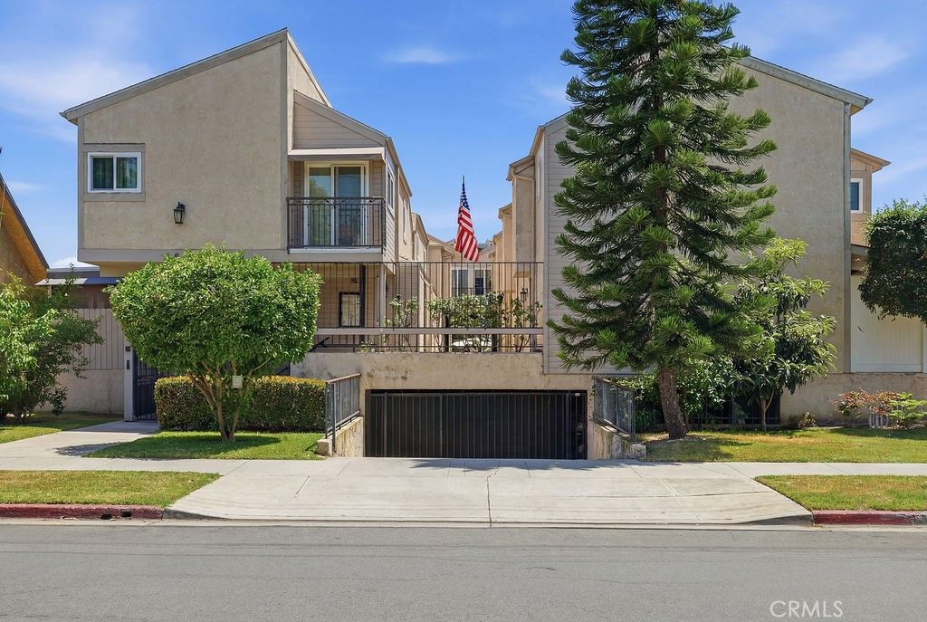 1000 E Windsor Road 9, Glendale, CA 91205