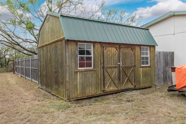 1500 Wildwood Drive, Early, TX 76802