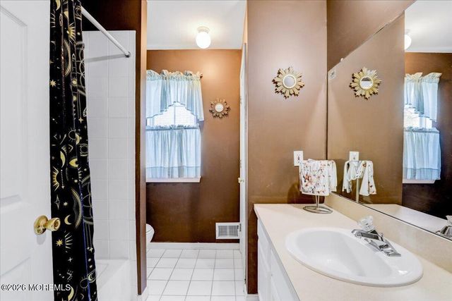 30 Aberdeen Drive, Old Bridge, NJ 08857