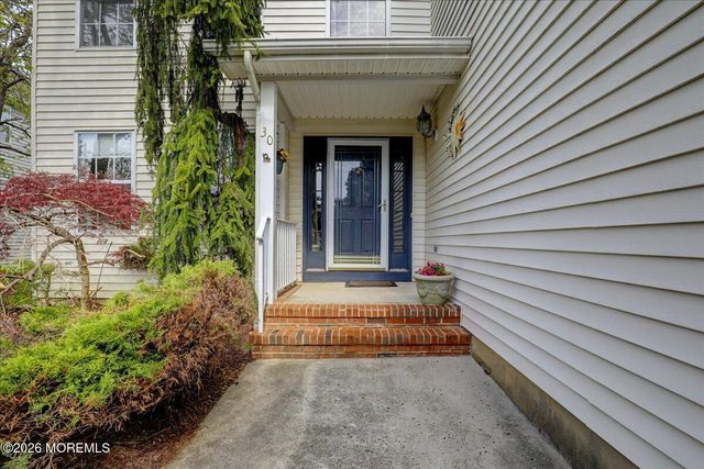 30 Aberdeen Drive, Old Bridge, NJ 08857