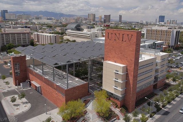 1729 Jupiter Court C, Las Vegas, NV 89119