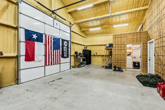 435 County Road 4875, Celeste, TX 75423