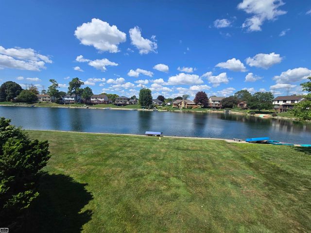 46407 Houghton Dr. Drive, Shelby Twp, MI 48315