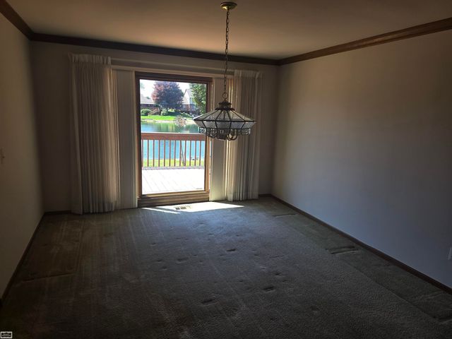 46407 Houghton Dr. Drive, Shelby Twp, MI 48315