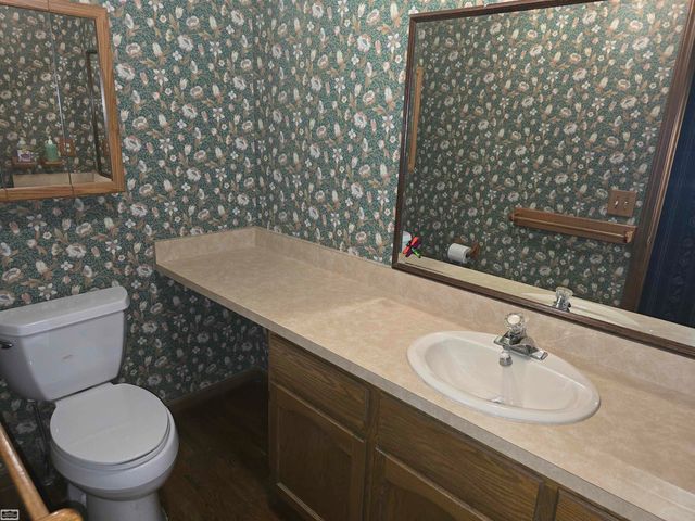 46407 Houghton Dr. Drive, Shelby Twp, MI 48315