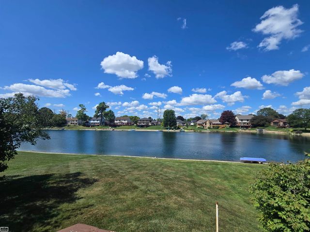 46407 Houghton Dr. Drive, Shelby Twp, MI 48315