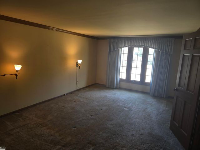 46407 Houghton Dr. Drive, Shelby Twp, MI 48315