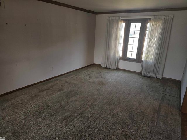46407 Houghton Dr. Drive, Shelby Twp, MI 48315