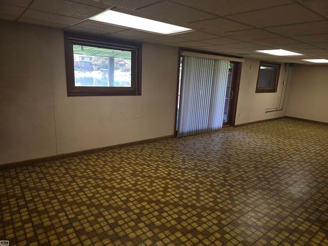 46407 Houghton Dr. Drive, Shelby Twp, MI 48315