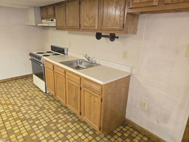 46407 Houghton Dr. Drive, Shelby Twp, MI 48315