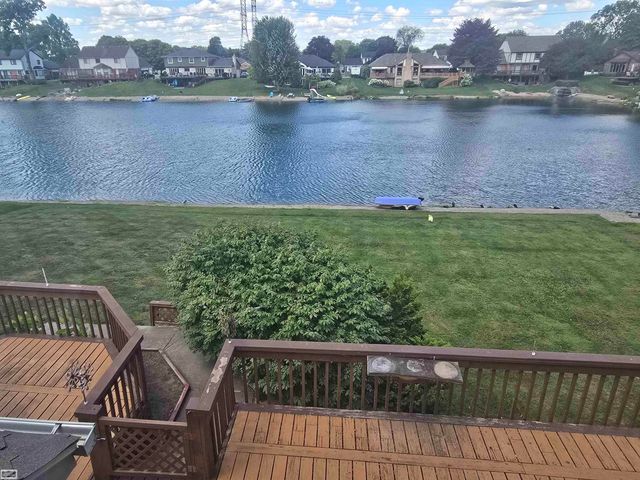 46407 Houghton Dr. Drive, Shelby Twp, MI 48315