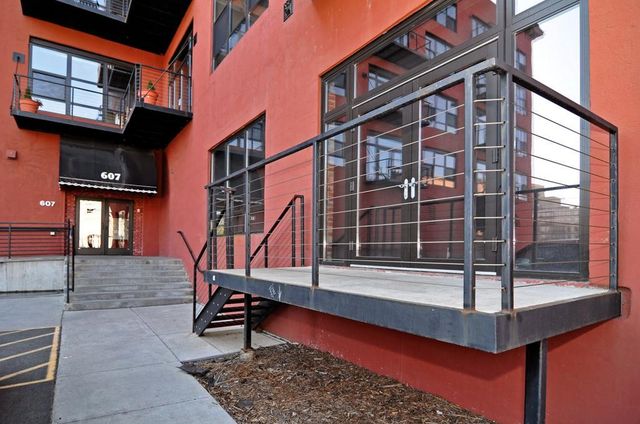 607 Washington Avenue S 101, Minneapolis, MN 55415