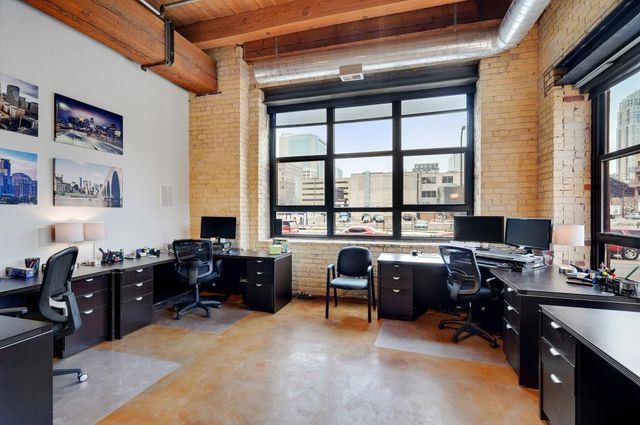 607 Washington Avenue S 101, Minneapolis, MN 55415