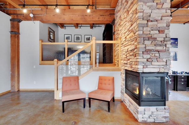 607 Washington Avenue S 101, Minneapolis, MN 55415