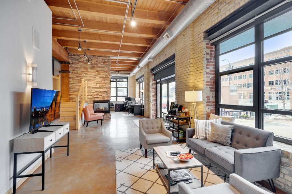 607 Washington Avenue S 101, Minneapolis, MN 55415