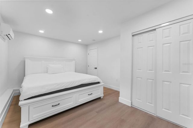 501 E CLUSTER AVENUE, Tampa, FL 33604