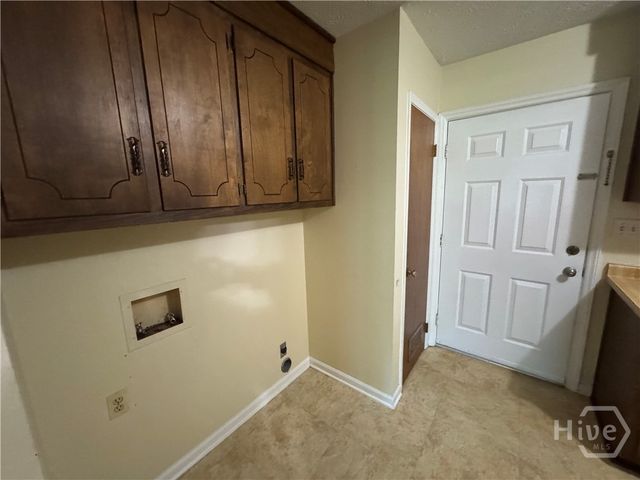 625 Epps Bridge, Athens, GA 30606