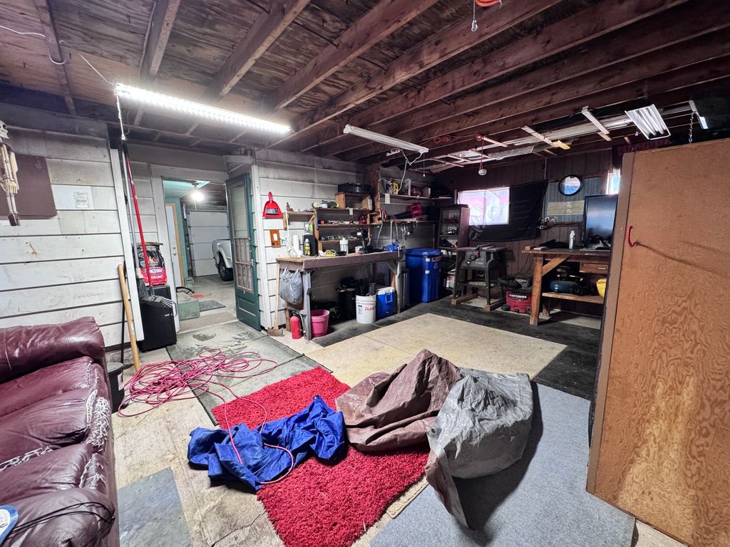 Image 28 of property listing at 104 E Poplar Street, Odin, IL 62870