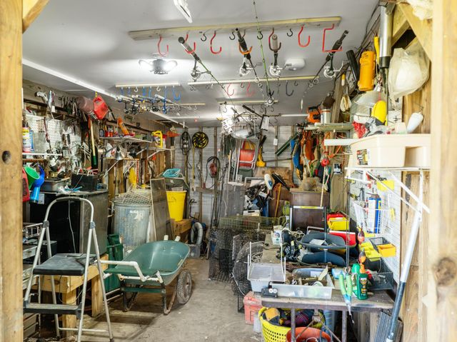 1938 County Road 201, Sargent, TX 77414