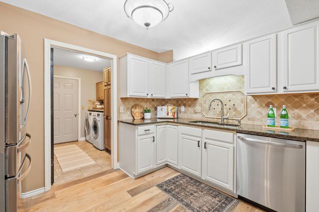 13134 Falcons Way, Savage, MN 55378