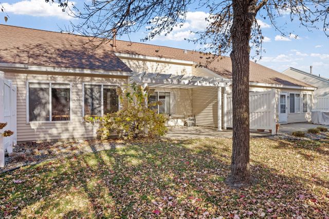 13134 Falcons Way, Savage, MN 55378