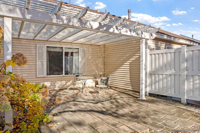 13134 Falcons Way, Savage, MN 55378