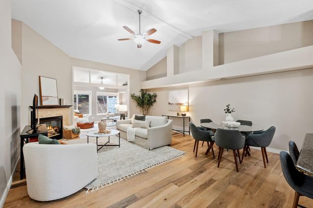 13134 Falcons Way, Savage, MN 55378