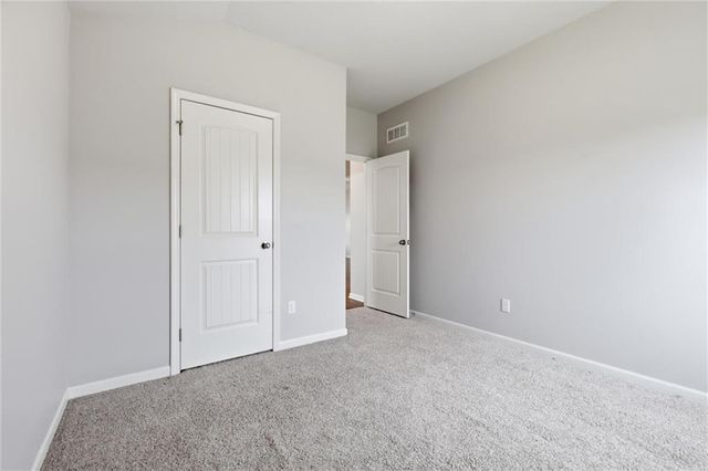 17175 S Kill Creek Road, Gardner, KS 66030