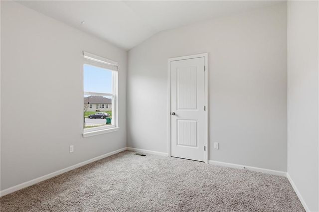 17175 S Kill Creek Road, Gardner, KS 66030