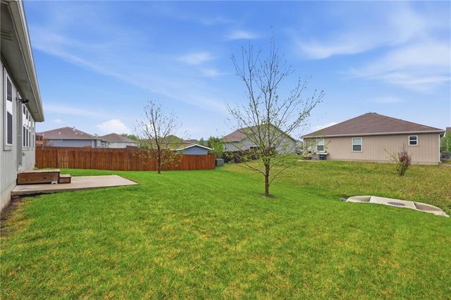 17175 S Kill Creek Road, Gardner, KS 66030