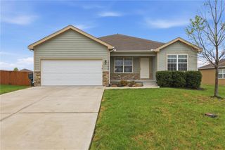 17175 S Kill Creek Road, Gardner, KS 66030