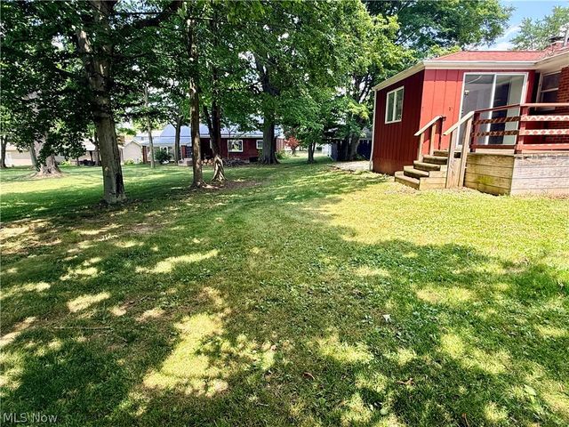 6230 Foxridge Drive, Boardman, OH 44512