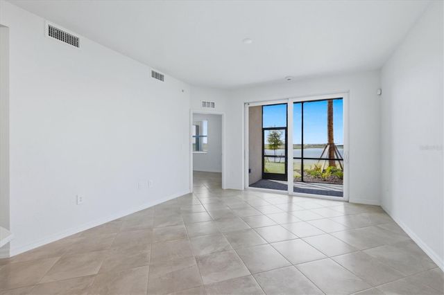 19140 SCALLOP LOOP 108, Lakewood Ranch, FL 34211