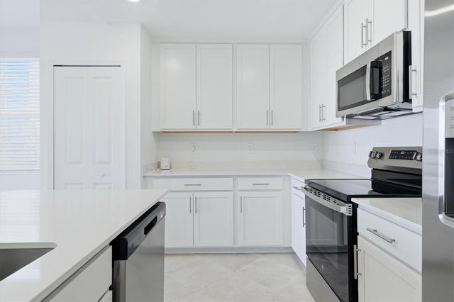 19140 SCALLOP LOOP 108, Lakewood Ranch, FL 34211