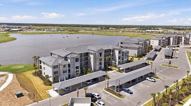 19140 SCALLOP LOOP 108, Lakewood Ranch, FL 34211
