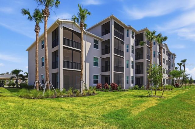 19140 SCALLOP LOOP 108, Lakewood Ranch, FL 34211