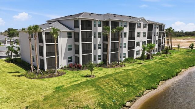 19140 SCALLOP LOOP 108, Lakewood Ranch, FL 34211