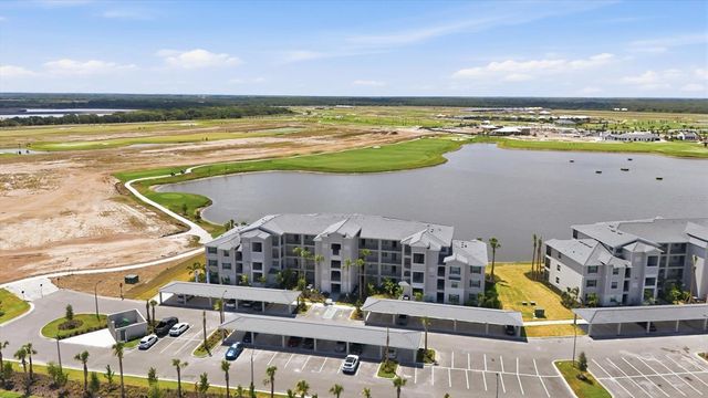 19140 SCALLOP LOOP 108, Lakewood Ranch, FL 34211