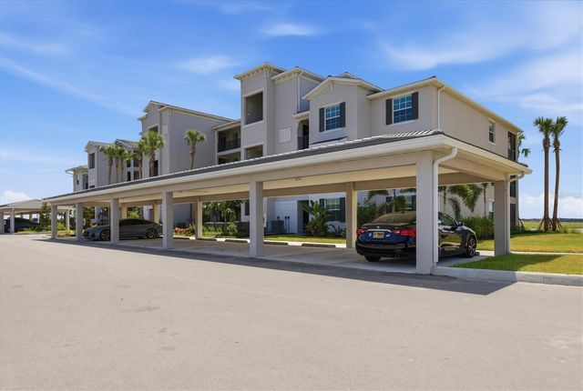 19140 SCALLOP LOOP 108, Lakewood Ranch, FL 34211