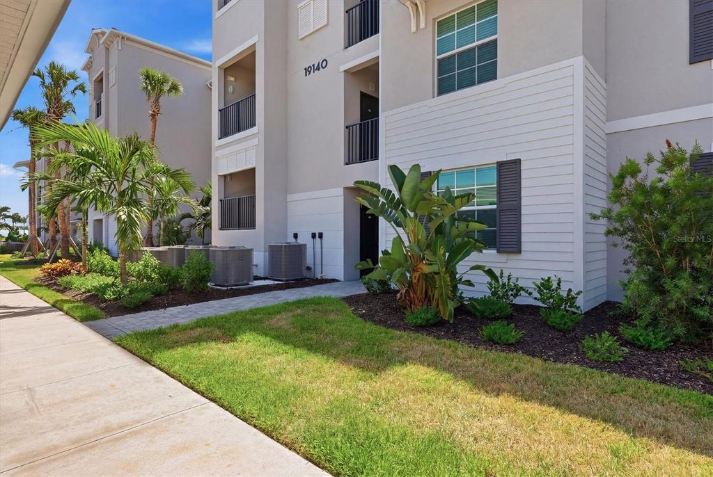 19140 SCALLOP LOOP 108, Lakewood Ranch, FL 34211