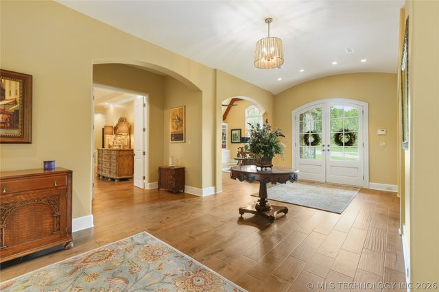 3821 Country Club Circle, Muskogee, OK 74403