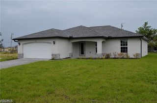 1127 NE 10th ST, Cape Coral, FL 33909