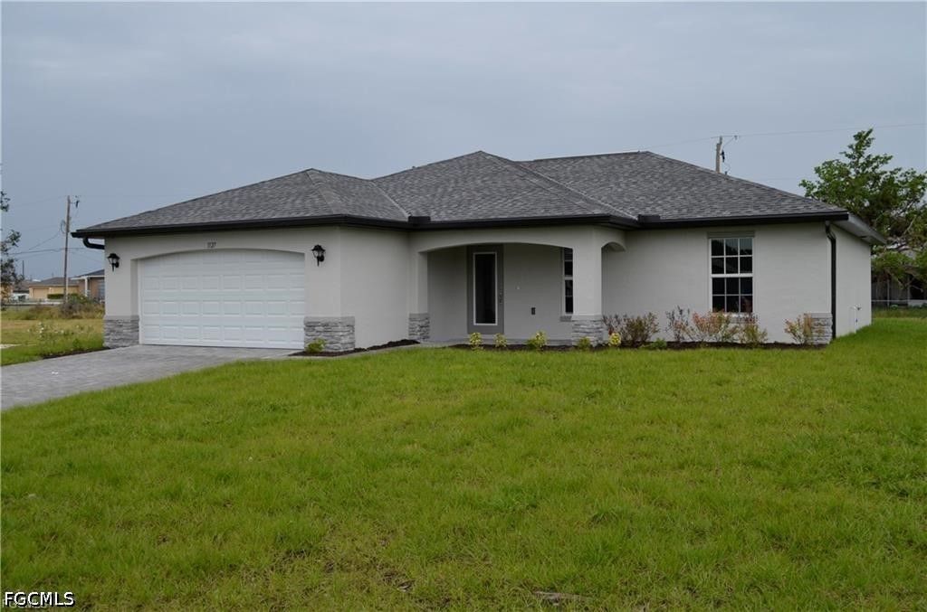 1127 NE 10th ST, Cape Coral, FL 33909