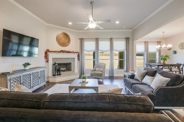 201 Denali Way, Waxahachie, TX 75167