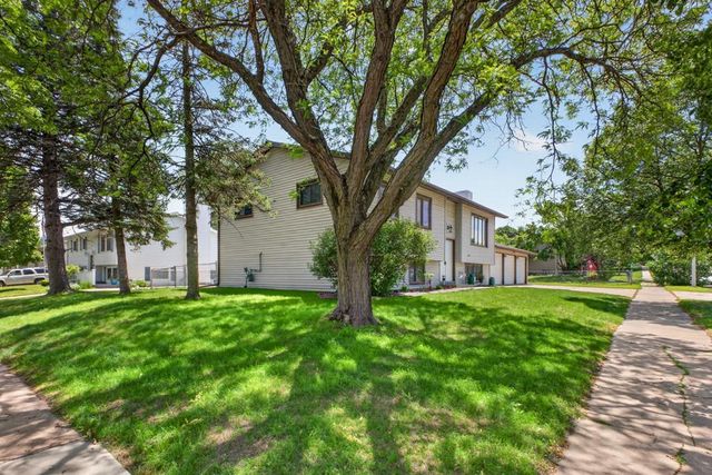 1804 9th Avenue SE, Rochester, MN 55904