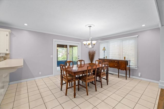 821 Lakeview Drive, Rogers, AR 72756