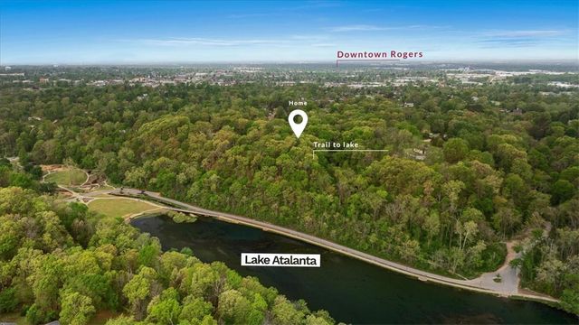 821 Lakeview Drive, Rogers, AR 72756