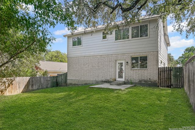 8611 Willow Glen, San Antonio, TX 78250