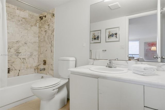 2555 Collins Ave 2105, Miami Beach, FL 33140